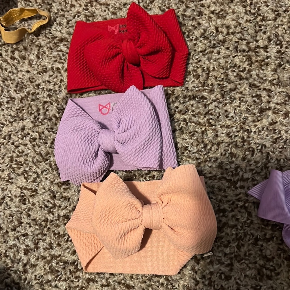 Premie Little Lopers headwrap.